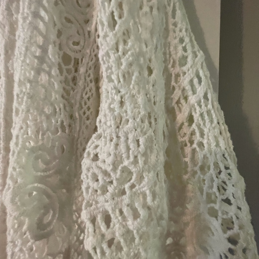 Elegant Lace Blouse - Cream - Picture 4 of 7